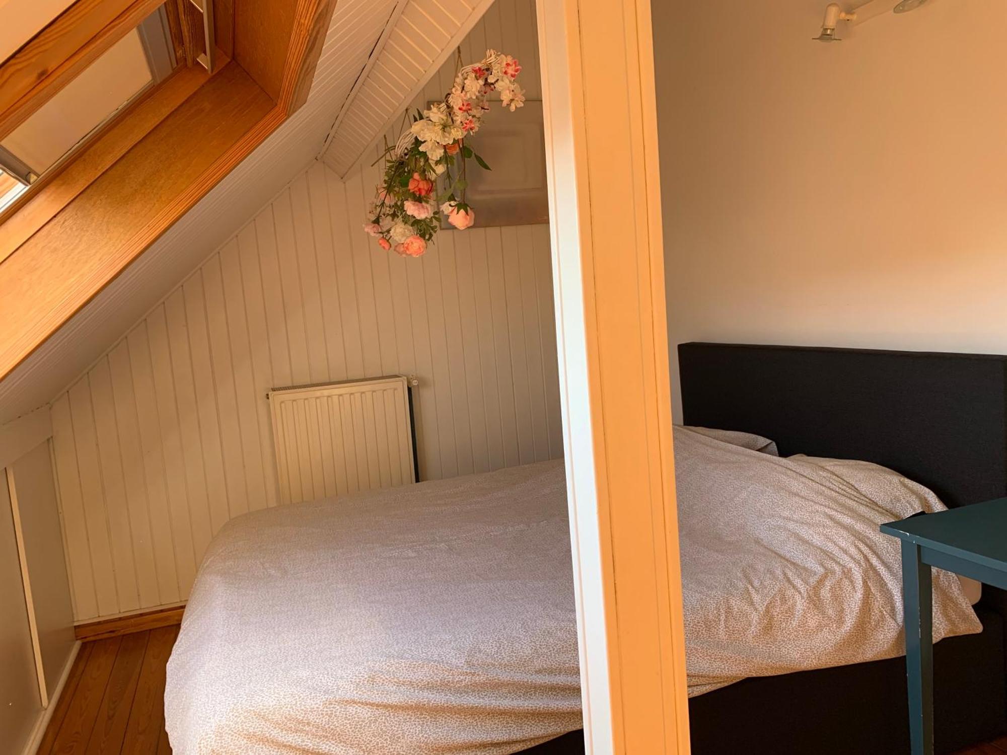 Belle Etage A Stockel With Charming Patio * Brussel
