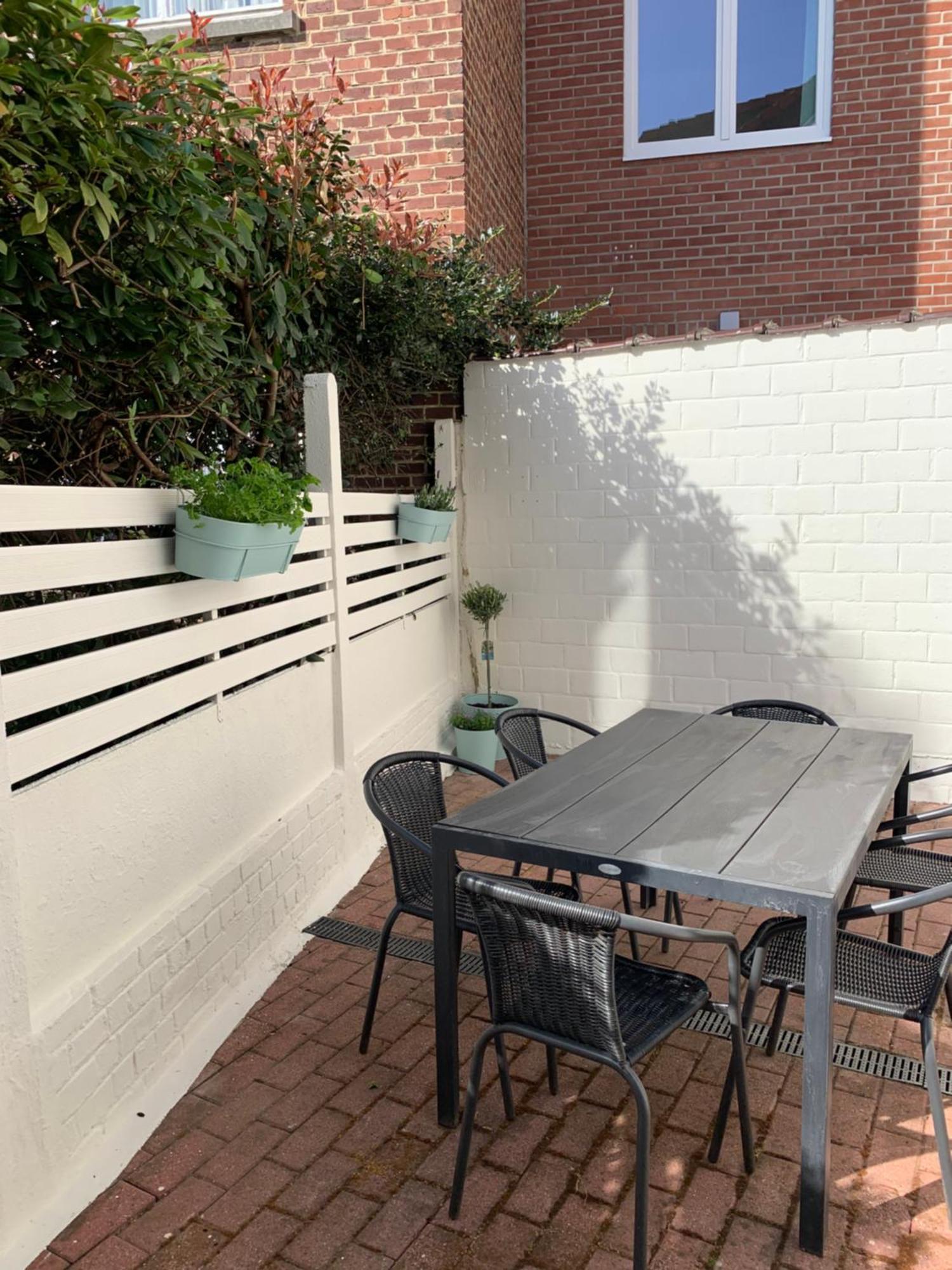 Belle Etage A Stockel With Charming Patio Appartement
